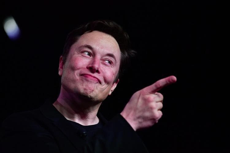 Elon Musk flet mbi zërat se është përdorues droge