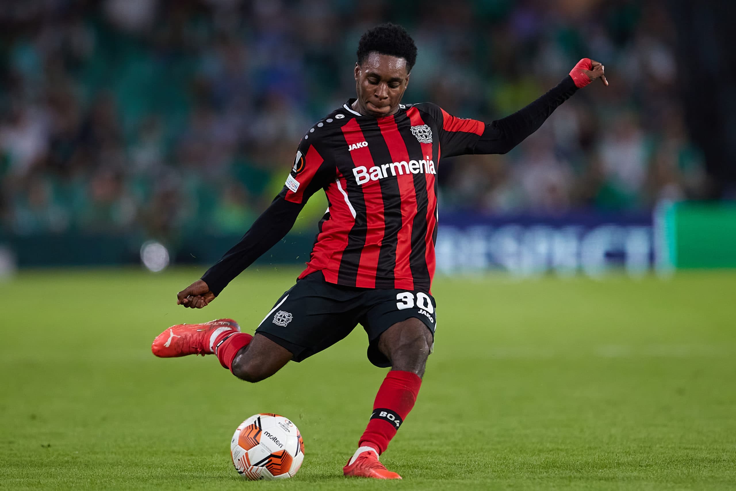           Real Madridi ofron dy lojtarë për Frimpong 