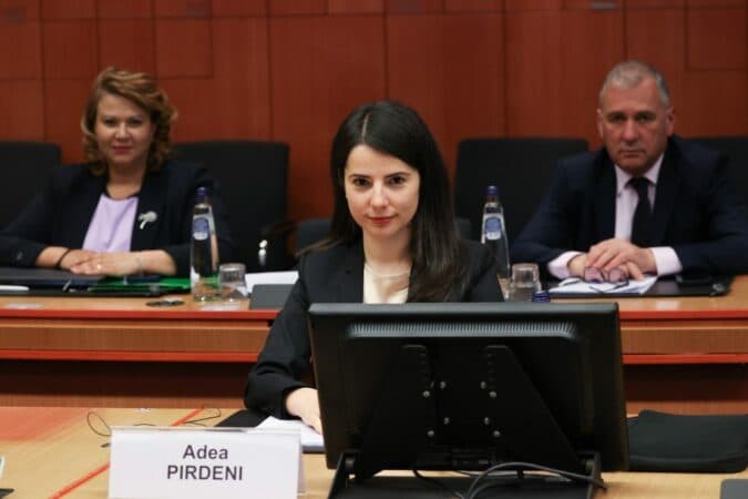 Rama propozon Adea Pirdenin në krye të dikasterit për Administratën dhe Antikorrupsionin