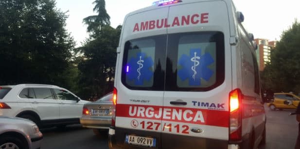 Hidhet nga pallati shtetasi francez në Vlorë, gjen vdekjen e menjëhershme