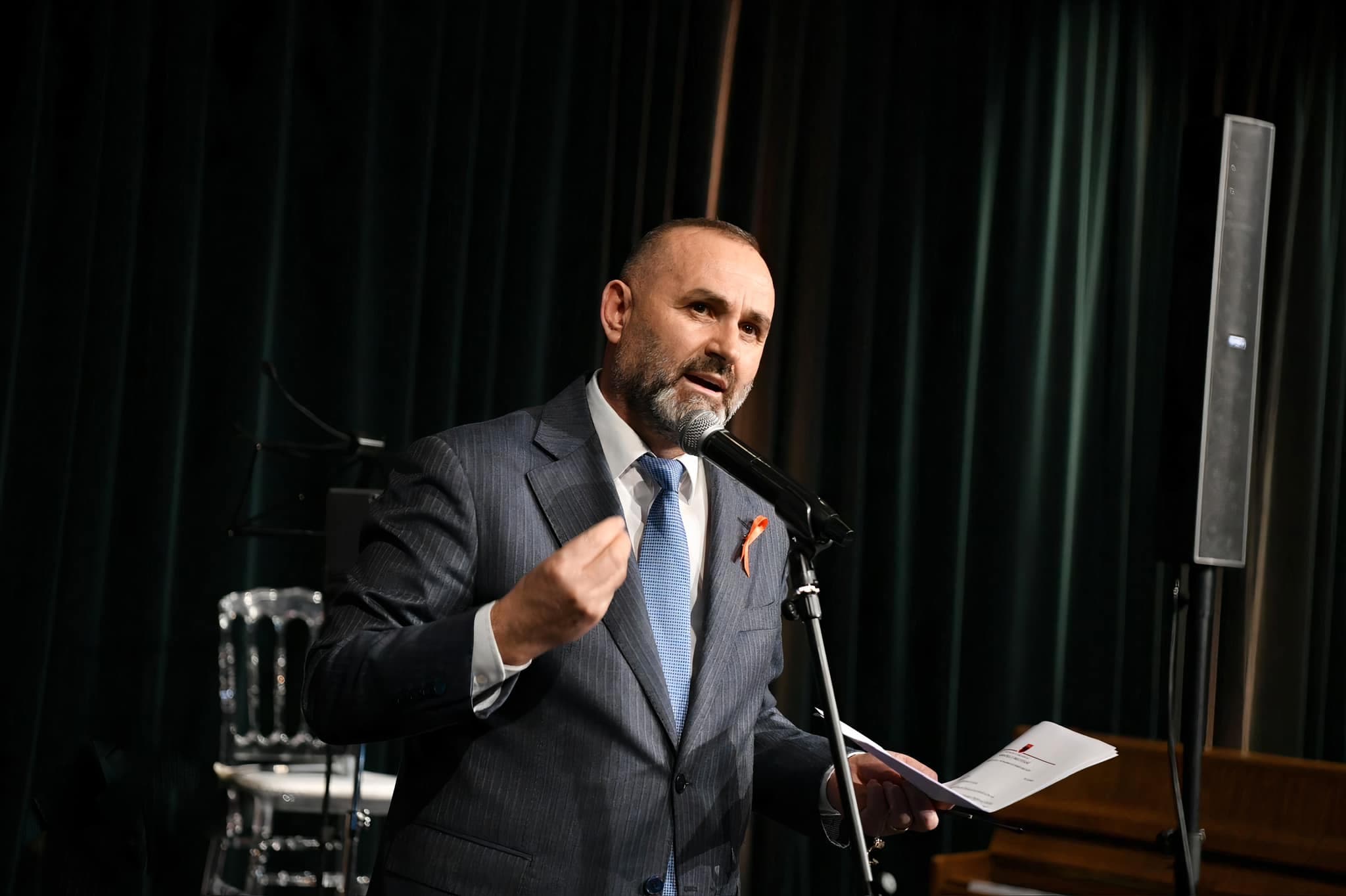 Manja kërkon votat e opozitës për amnistinë