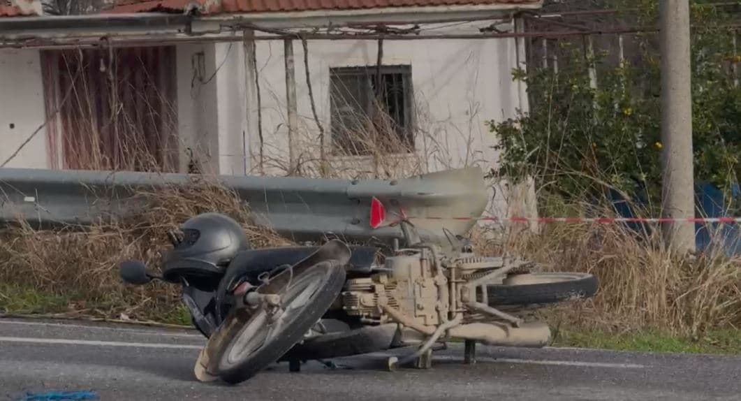 Makina përplaset me motoçikletën në aksin Lezhë-Milot, dy të plagosur