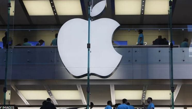 Apple ia kalon Samsungut si prodhuesi më i madh i telefonave në botë