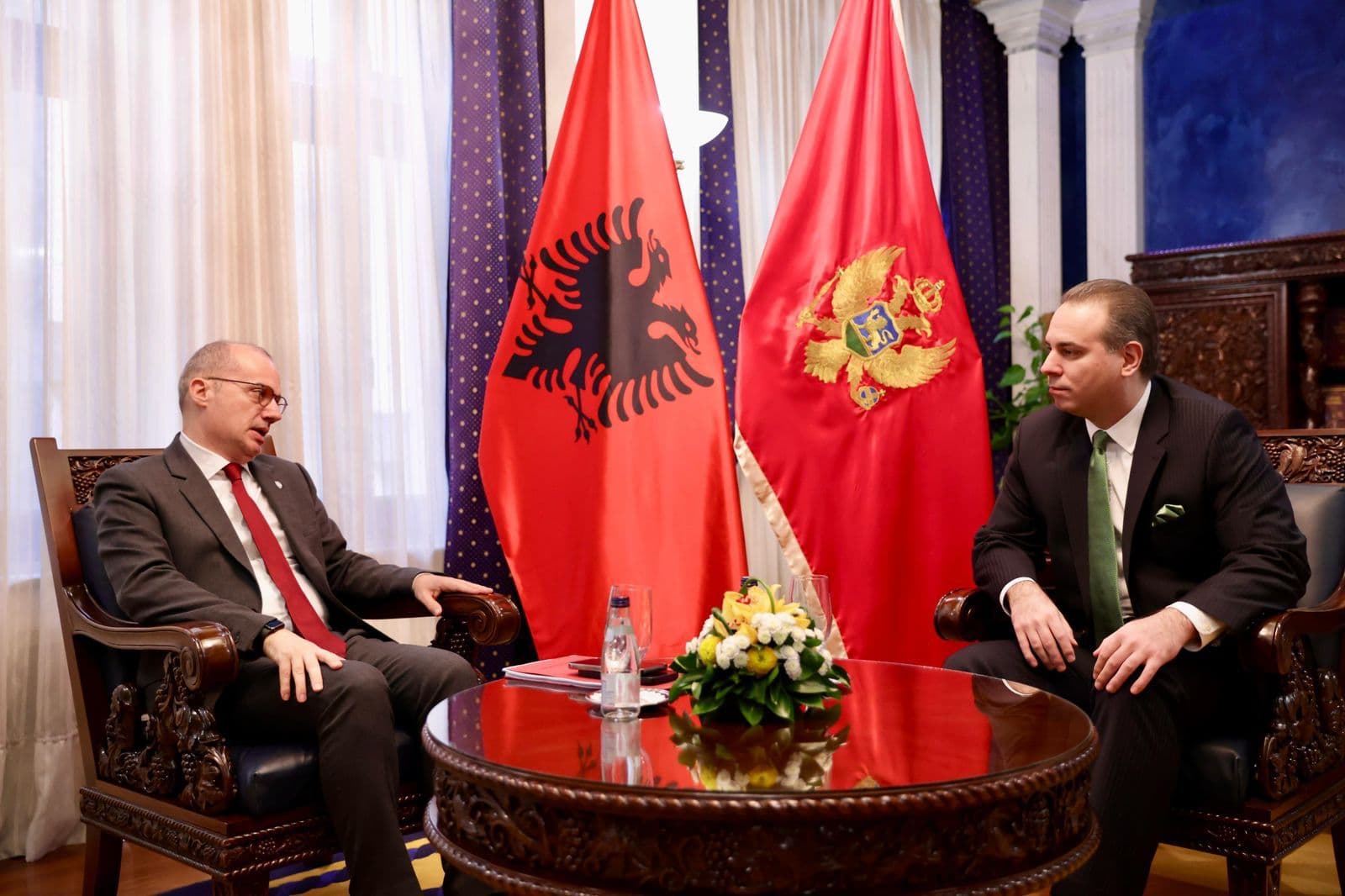 Rakordim për fondet e BE-së/ Hasani e Ivanoviç: Prioritet, ura mbi lumin Buna (VIDEO)