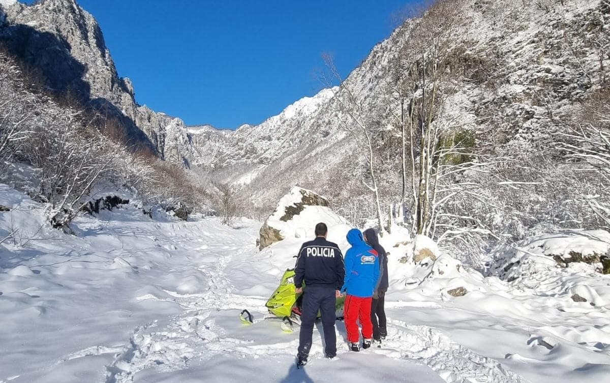  Evakuohen tre turistë nga Kosova që u bllokuan në Valbonë
