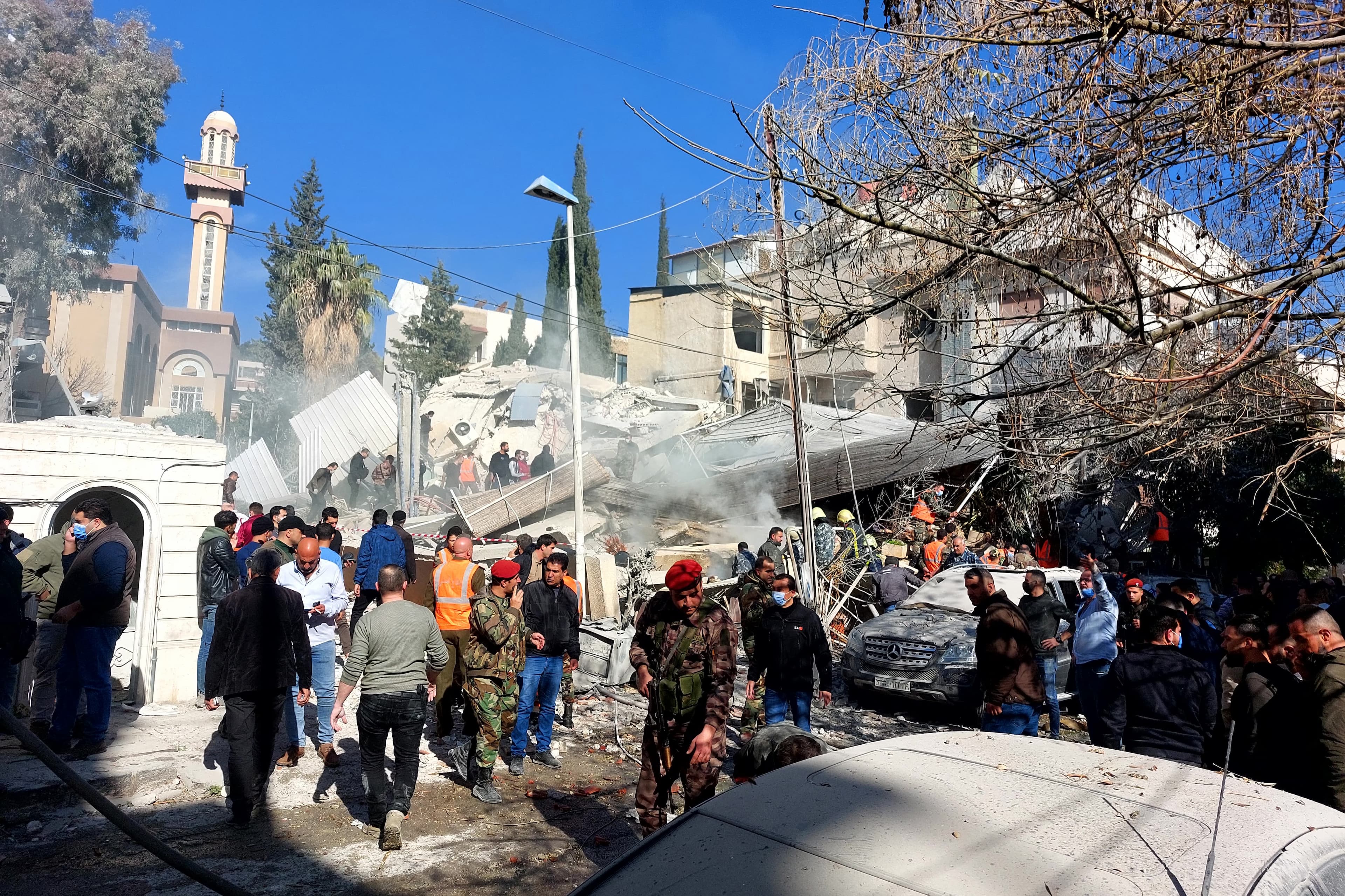 Sulmi izraelit në Damask vret 5 persona, përfshirë 4 këshilltarë ushtarakë iranianë
