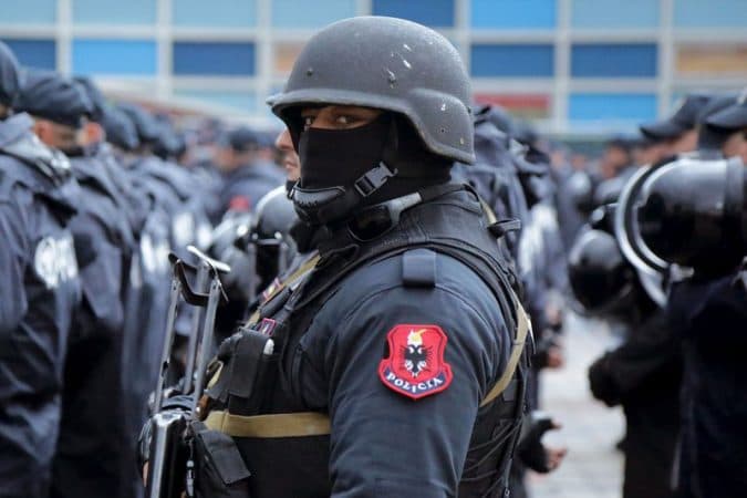 “Tempulli”/ Operacion antidrogë në të gjithë vendin, mbi 200 të arrestuar