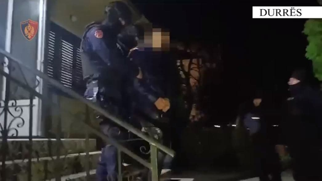 Kokainë, heroinë dhe armë, “Tempulli” vë në pranga 52 persona në Durrës 