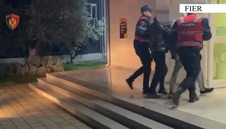 “Tempulli 2”/  Arrestohen 4 persona që shisnin kokainë e kanabis në Fier 