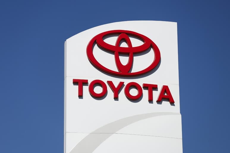 Toyota shënon rekord për vitin 2023, 11.2 milionë makina të shitura