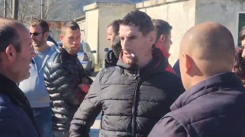 Blegtorët dalin sërish në protestë: Do të përshkallëzojmë aksionin