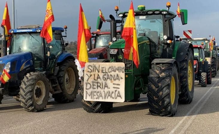 Fermerët spanjollë i bashkohen valës së protestave