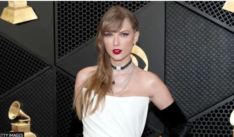 Taylor Swift kërcënon të padisë studentin që gjurmon avionin e saj privat