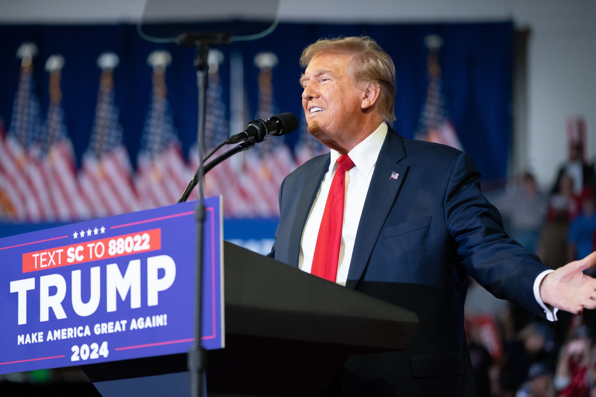 Trump: Hua, jo ndihmë të pakushtëzuar nga SHBA për Ukrainën