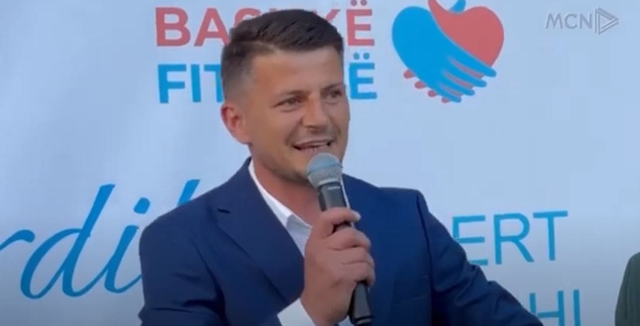 Manja – Mëlyshi, përplasje për bashkinë Mirditë/ Kryebashkiaku: 100 punonjës paguheshin pa ardhur në punë (VIDEO)