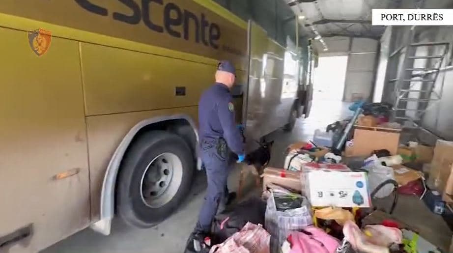 U kap me 20 mijë euro të padeklaruara, arrestohet një person në Portin e Durrësit 