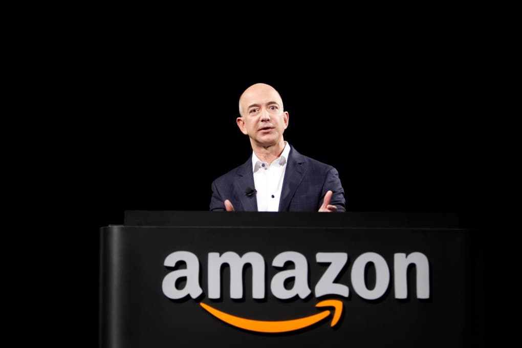 Themeluesi i Amazon, Jeff Bezos shet aksione me vlerë mbi 4 miliardë dollarë