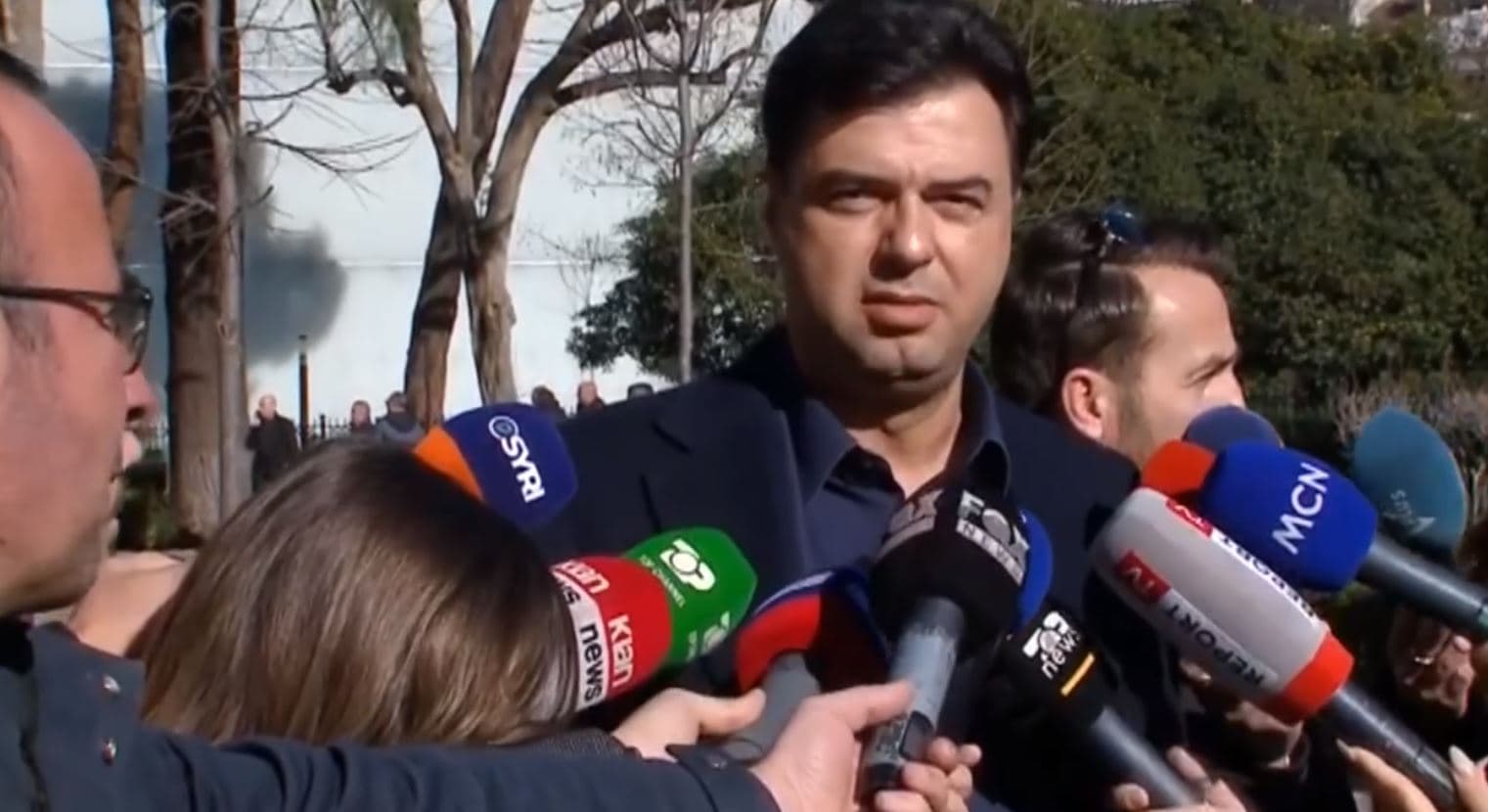 Vizita e Blinken, Basha: Marrëdhëniet strategjike, s’mund të futen në çorapet e pista të politikës së Tiranës 