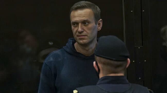 Nga izolimi në ajrim në -40 gradë, orët e fundit para vdekjes së Navalny