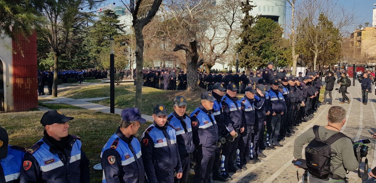FNSH, RENEA, Shqiponjat dhe Garda në gatishmëri për protestën e opozitës, rrugët e bllokuara