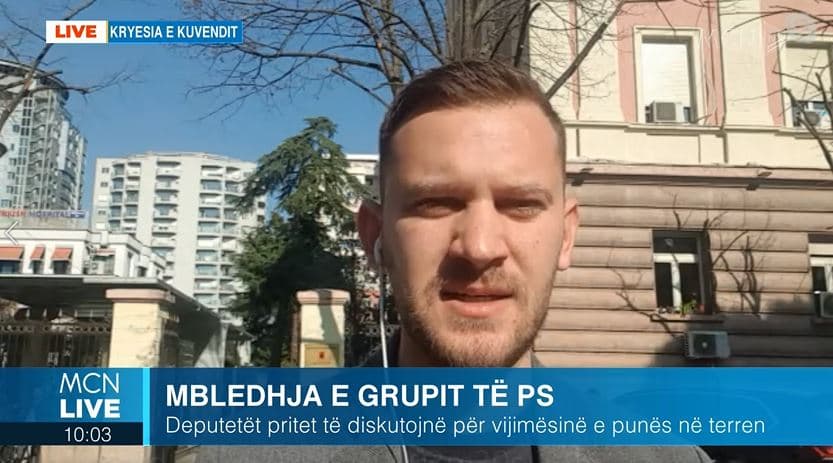 Mbledhja e grupit të PS/ Kello: Deputetët do raportojnë për punën e tyre në terren (VIDEO)