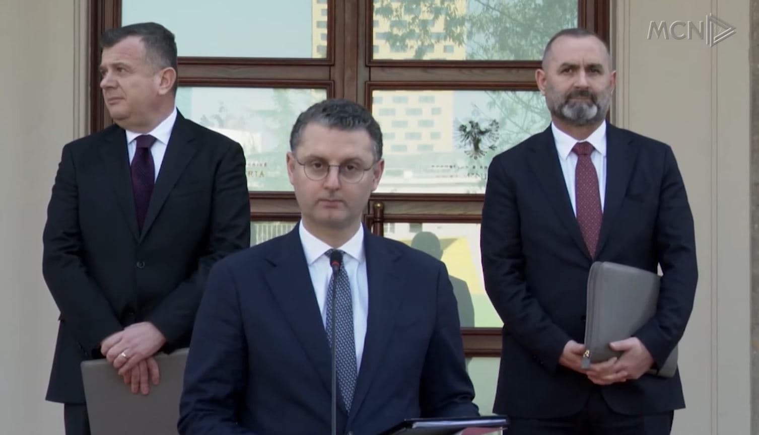 Garanci sovrane 4 mld lekë për fasonët/ Mete: Porti tregtar i Durrësit, me financim nga buxheti i shtetit (VIDEO)
