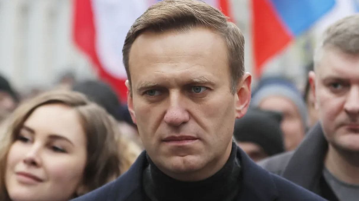 Vdekja e Navalny-t, Mbretëria e Bashkuar vendos sanksione ndaj drejtuesve të burgjeve në Rusi 