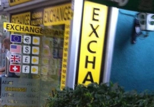 Kombinat/ Grabitet me pistoletë lodër një pikë këmbimi valutor
