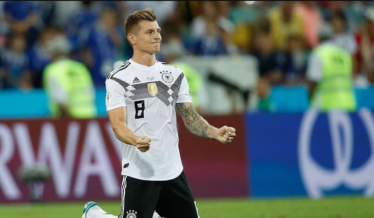 Kroos zyrtarizon rikthimin te kombëtarja e Gjermanisë