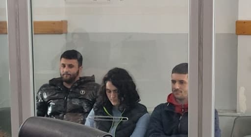 Krimi në familje në Durrës, dyshimet se vrasja u krye nga djali i madh