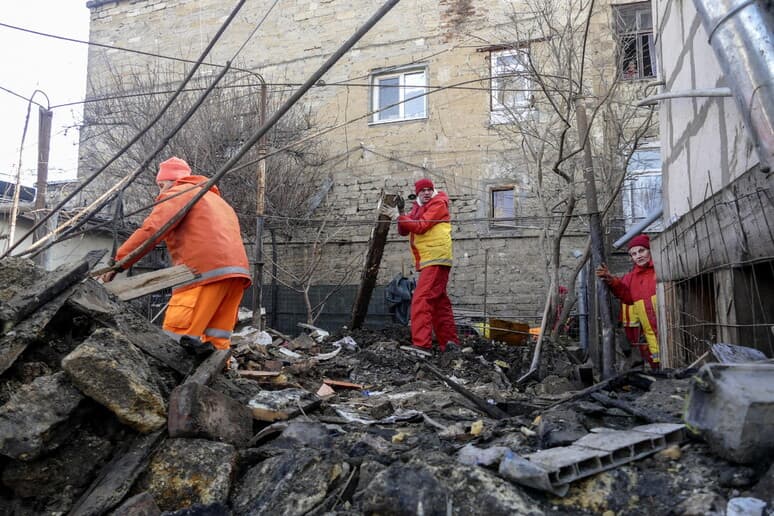 Sulm me dron në Odesa, 1 i vdekur dhe 7 të plagosur
