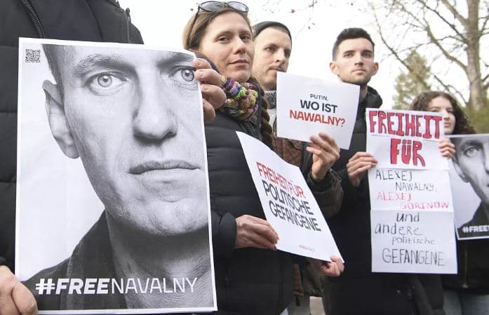 43 vende të botës kërkojnë hetim ndërkombëtar për vdekjen e Navalny