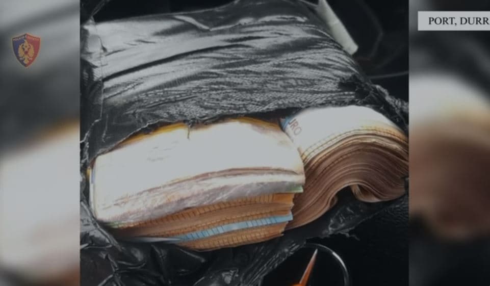 Sekuestrohen 53 mijë euro të padeklaruara në portin e Durrësit, në pranga një person