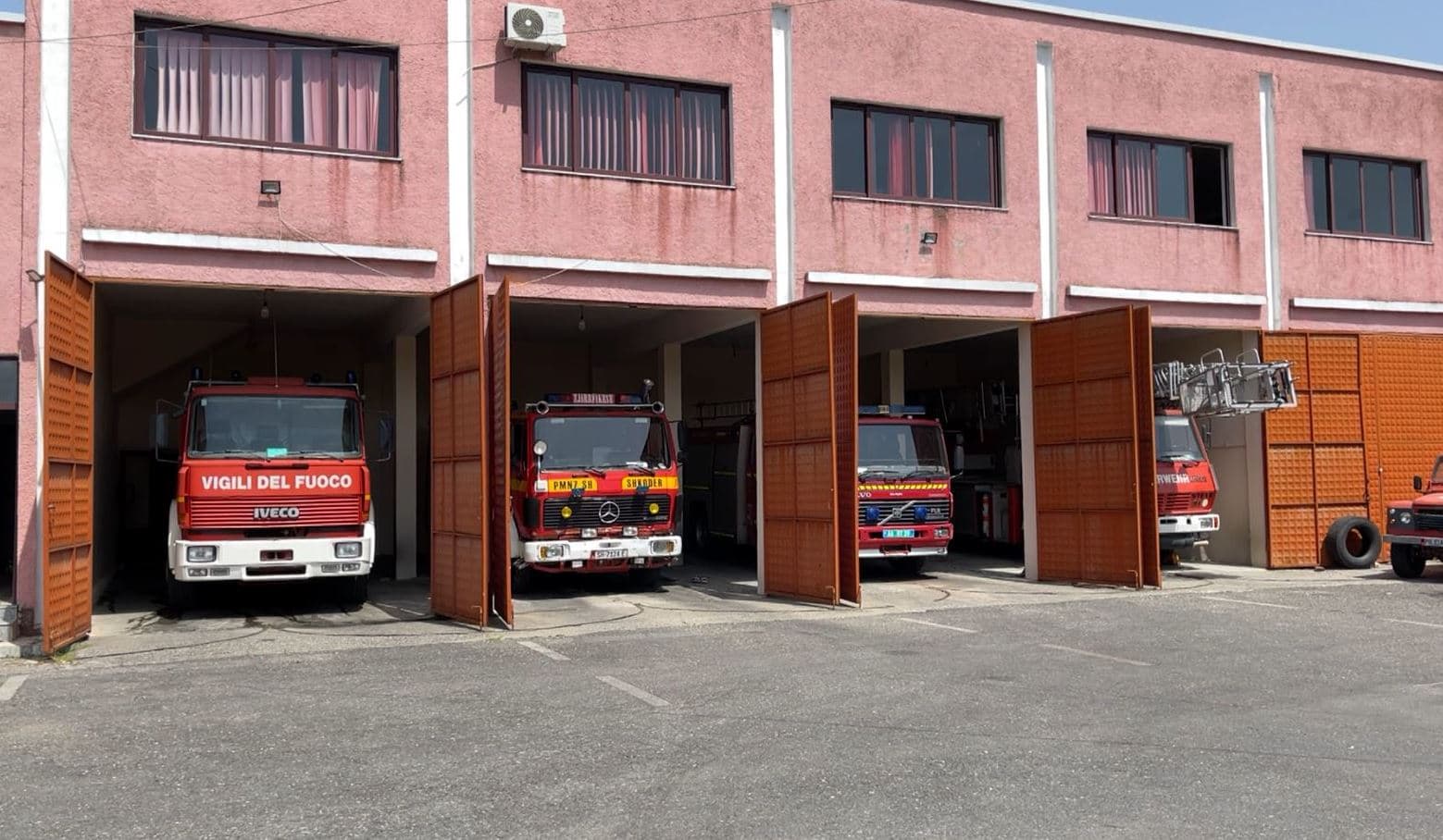 Përfshihet nga zjarri një banesë në Shkodër
