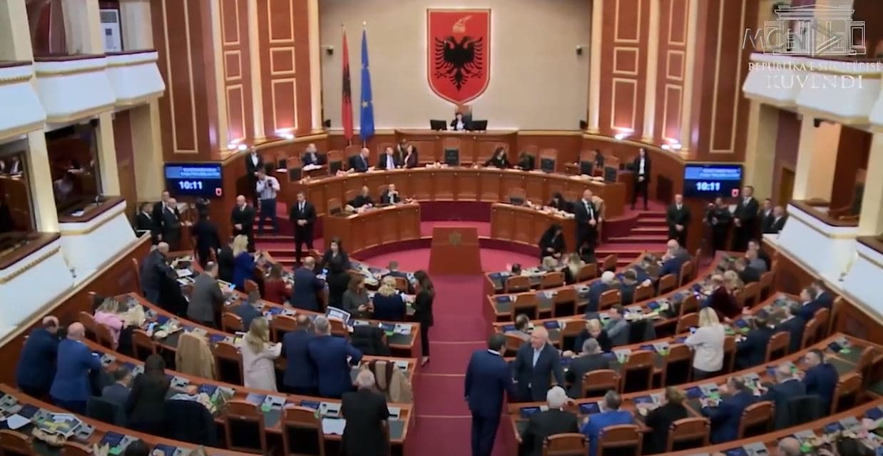 PS-PD, drejt dakordësisë. Mazhoranca do pranojë komisionet hetimore