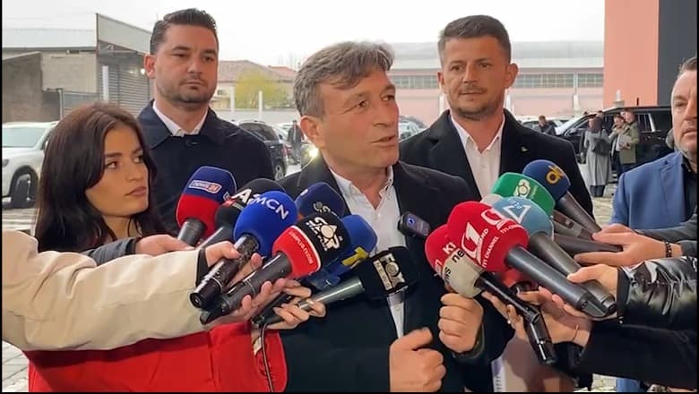 Mbledhja me qeverinë në Shkodër, kryebashkiakët e opozitës: Optimist në këtë bashkëpunim