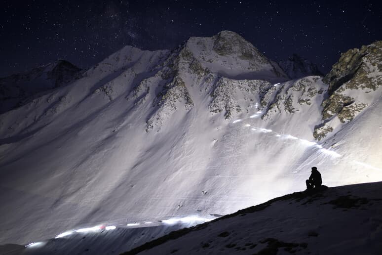 Të zhdukur në Alpet e Zvicrës, gjenden të vdekur 5 alpinistë