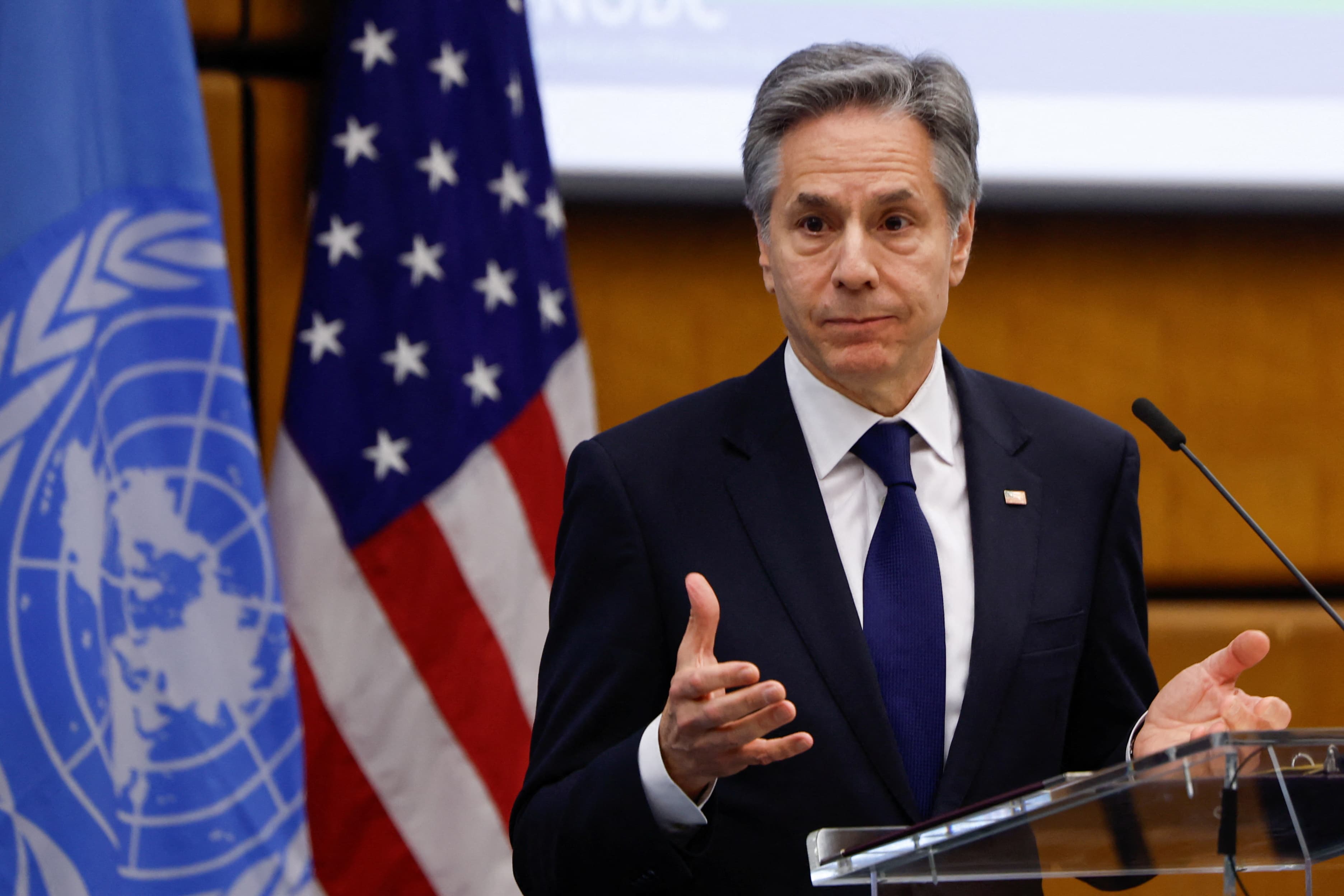 Blinken: Kosova e Serbia t’i zbatojnë të gjitha zotimet në dialogun e ndërmjetësuar nga BE