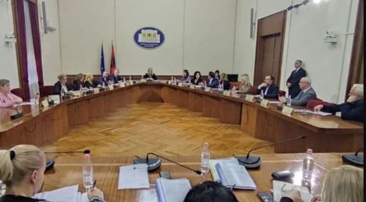 Përfundon mbledhja e Konferencës së Kryetarëve, miratohen dy komisionet hetimore