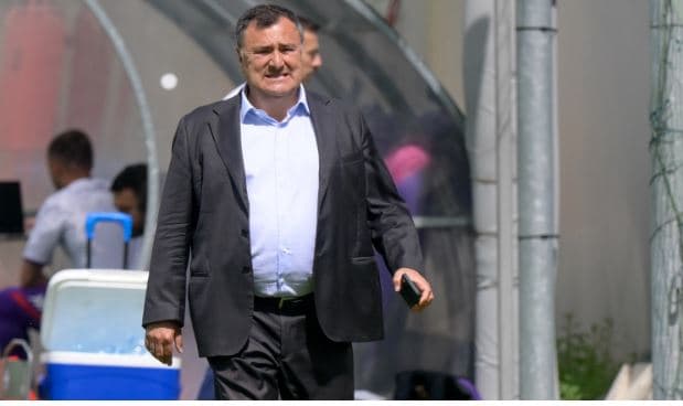 Shtyhet ndeshja e Serie A, drejtori sportiv dërgohet me urgjencë në spital