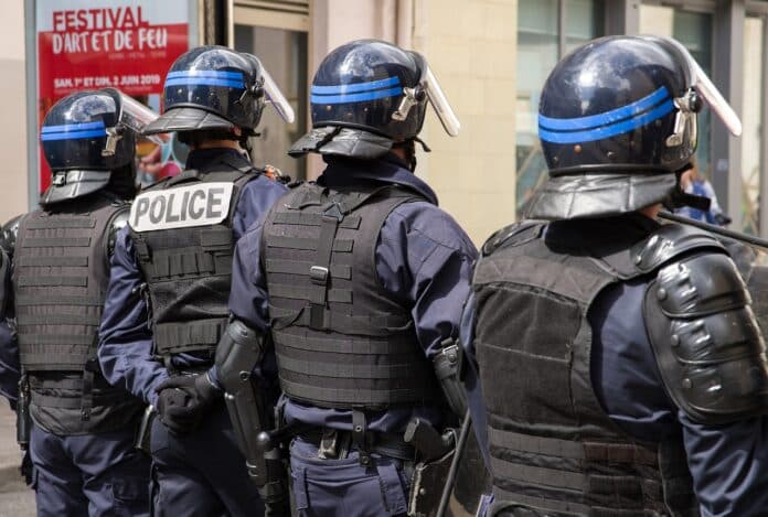 Gati të kryente sulm ndaj një instituti të krishterë, arrestohet ekstremisti islamik në Francë