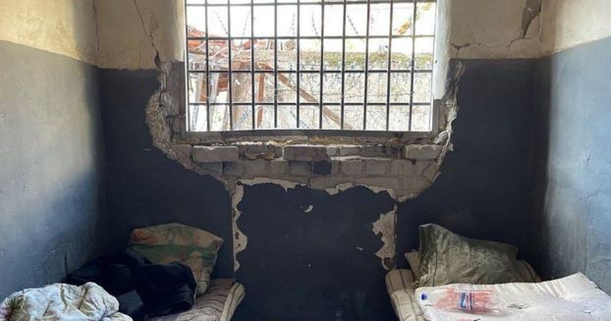 Lufta në Ukrainë bëhet shkak për mbylljen e disa burgjeve në Rusi