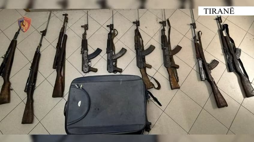  Trafikonin armë zjarri nga Shkodra drejt Tiranës/ Arrestohen pesë persona
