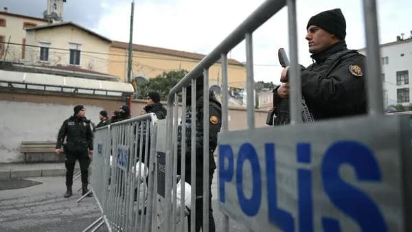 Turqi/ Arrestohen 147 persona të cilët dyshohet se i përkasin grupit “Shteti Islamik”