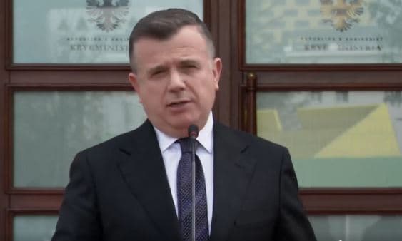  Adresat e banimit/ Balla: Çdo qytetar të tregojë ku jeton, thellojmë reformën për sistemin e gjendjes civile