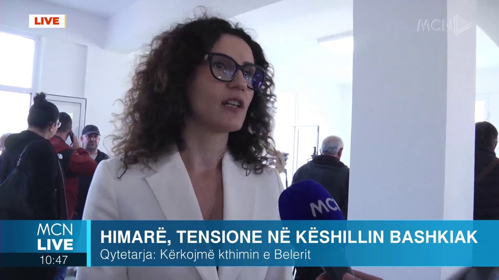 Mbledhja për zgjedhjen e kryetarit në detyrë shtyhet në 12.00, këshilltarët opozitarë të Himarës: Të njihet vota e himariotëve (VIDEO)