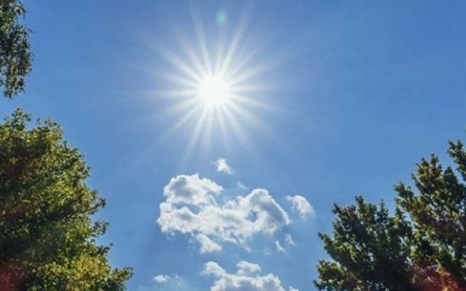 Temperatura deri në 26 gradë, njihuni me parashikimin e motit për sot