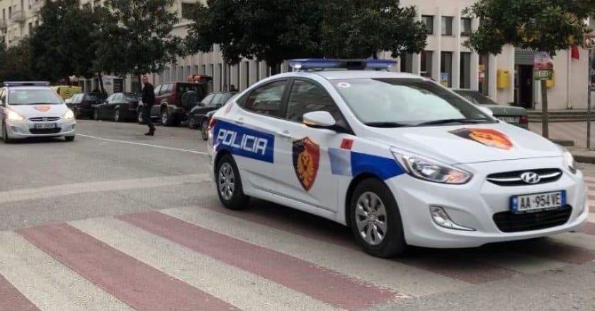 Konflikti me një të plagosur te Komuna e Parisit/ Arrestohet 19-vjeçari, një tjetër shpallet në kërkim