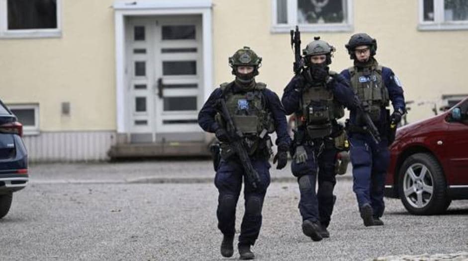 Të shtëna me armë në një shkollë në Finlandë, plagosen tre nxënës 