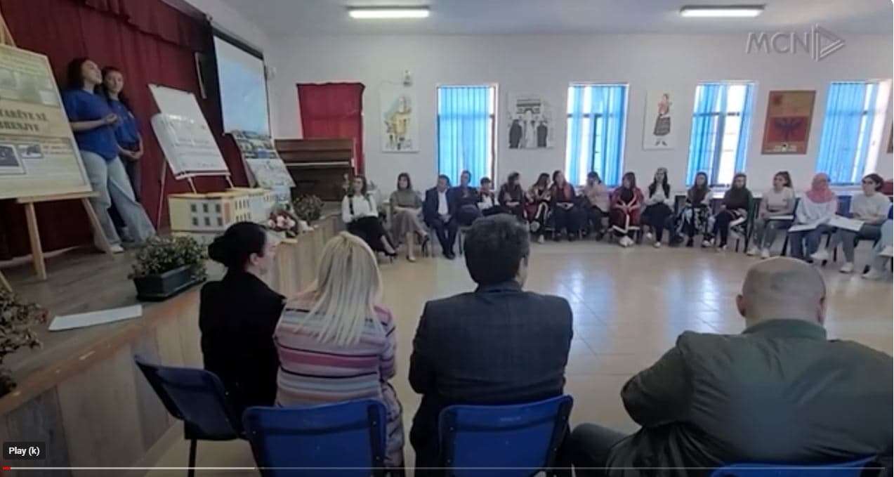  Konkursi kombëtar i gjuhës shqipe/ “Ngel” Elbasani dhe Korça, vlerësohen katër shkolla (VIDEO)